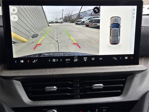 New 2025 Ford Explorer Active image 14