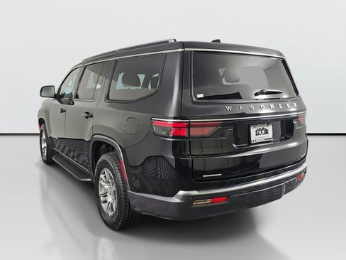 Used 2022 Jeep Wagoneer Series I AWD/4WD image 6