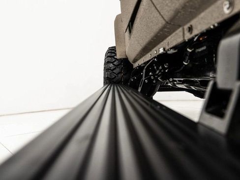 Used 2025 Jeep Wrangler Sport image 45