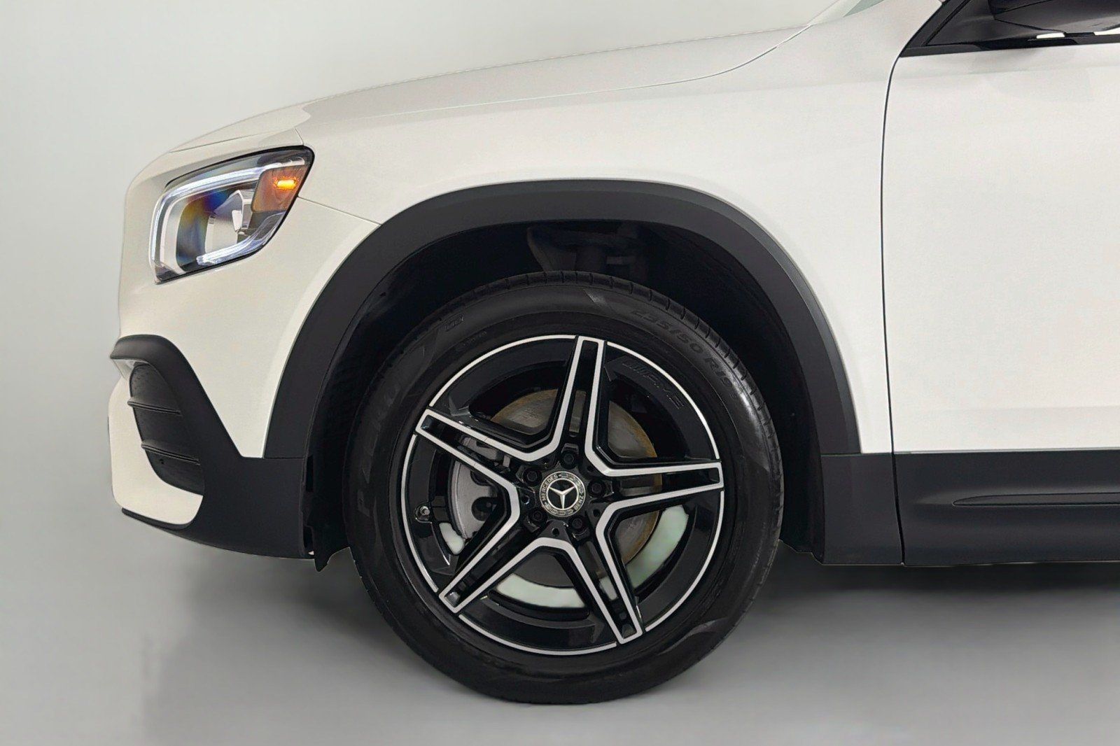 Used 2023 Mercedes-Benz GLB 250 image 10