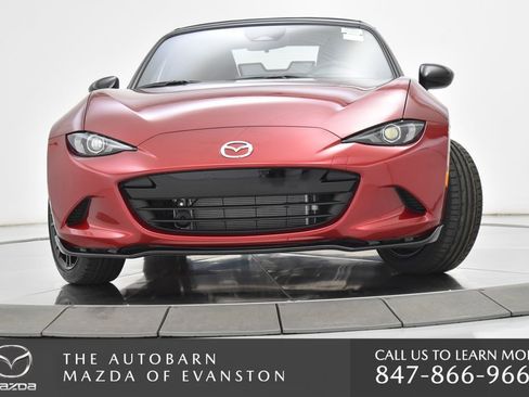 New 2026 MAZDA MX-5 Miata Club w/ Weather Package RWD image 5