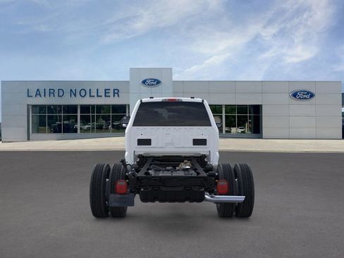 New 2026 Ford F550 4x4 Crew Cab Super Duty w/ XLT Value Package image 5