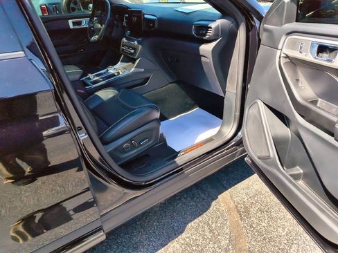 Used 2020 Ford Explorer ST w/ ST Street Pack AWD/4WD image 12