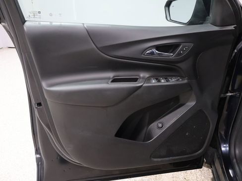 Used 2020 Chevrolet Equinox LT image 13