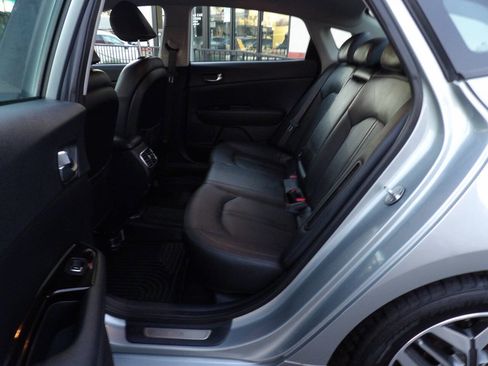 Used 2020 Kia Optima EX image 10