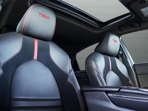 Used 2020 Toyota Avalon TRD image 63