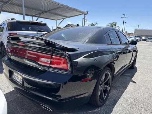 Used 2013 Dodge Charger R/T RWD image 3