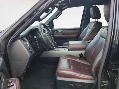 Used 2016 Ford Expedition EL Platinum image 11
