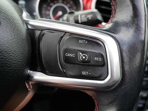 Used 2018 Jeep Wrangler Unlimited Rubicon AWD/4WD image 29