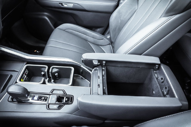 Certified 2026 Lexus TX 500h AWD w/ Technology Package image 18