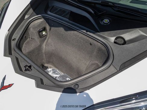 Used 2023 Chevrolet Corvette Stingray Premium Cpe w/ Z51 Performance Package image 60