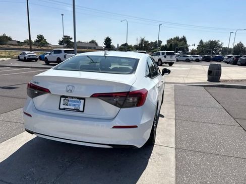 Used 2022 Honda Civic EX image 7