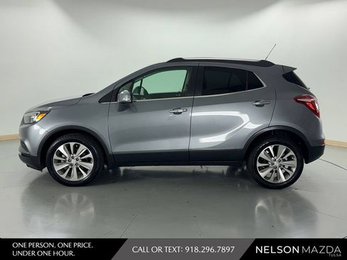 Used 2019 Buick Encore Preferred FWD image 9