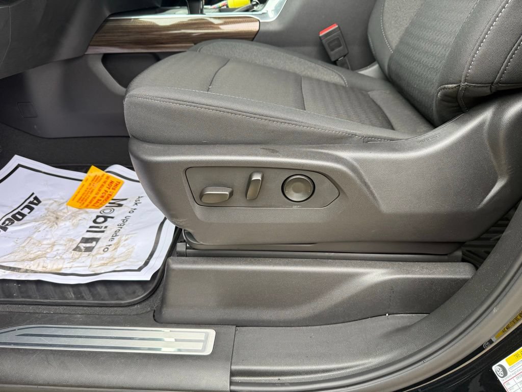 Used 2025 Chevrolet Silverado 1500 RST w/ LPO, Dark Essentials Package RWD image 26