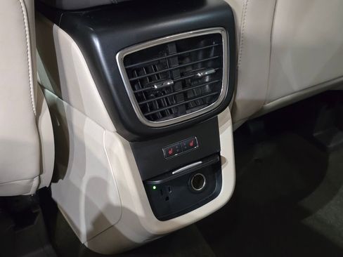 Used 2019 Lincoln Nautilus Reserve w/ Driver Assistance Package image 32