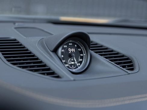 Certified 2018 Porsche 911 Turbo S image 25