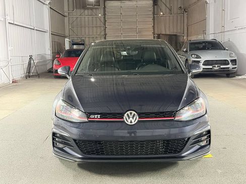 Used 2018 Volkswagen GTI Autobahn FWD image 3