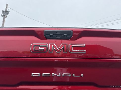 Used 2024 GMC Sierra 2500 Denali w/ Denali Reserve Package image 16