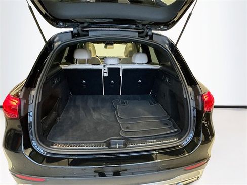 Certified 2024 Mercedes-Benz GLC 300 4MATIC image 27