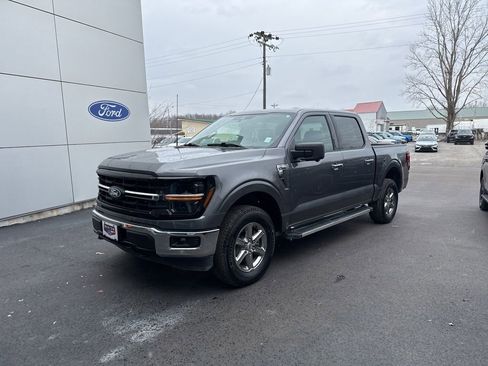 Used 2024 Ford F150 XLT AWD/4WD image 2