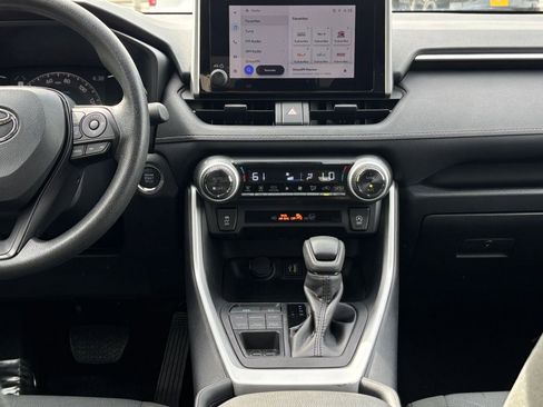 Used 2025 Toyota RAV4 XLE w/ Convenience Package image 17