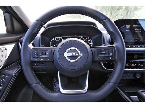 Certified 2023 Nissan Rogue SL w/ SL Premium Package image 14