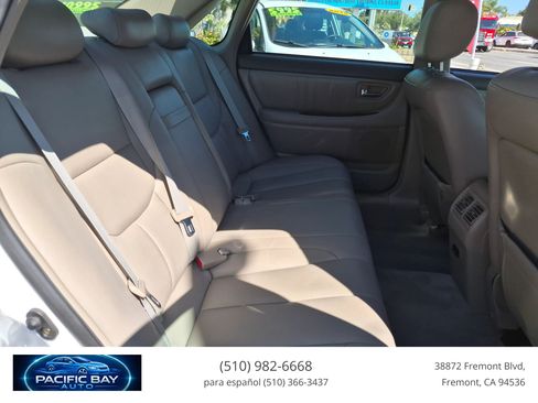 Used 2004 Toyota Avalon XLS FWD image 16