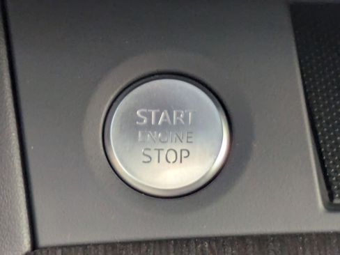 New 2025 Audi Q5 2.0T Premium Plus image 17