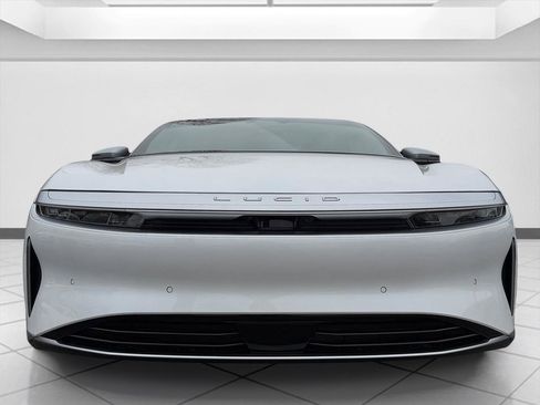 Used 2023 Lucid Air Grand Touring image 10