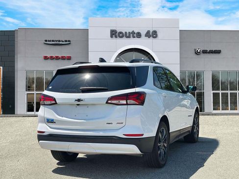 Used 2024 Chevrolet Equinox RS w/ LPO, Floor Liner Package AWD/4WD image 5