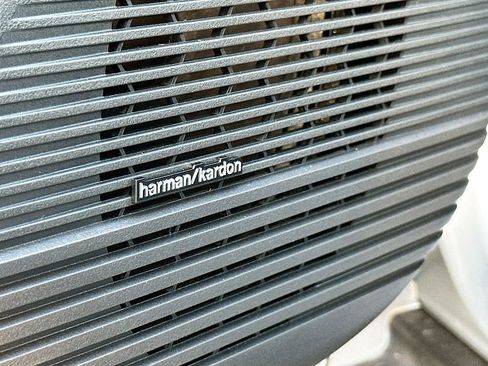 New 2026 Subaru Outback Limited image 19