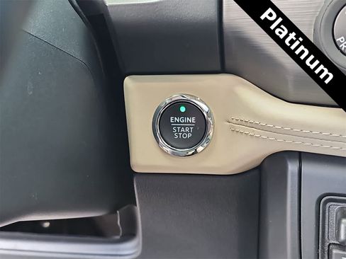 Used 2022 Ford Expedition Platinum image 24