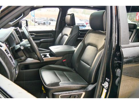 Used 2022 RAM 1500 Laramie w/ Sport Appearance Package image 10
