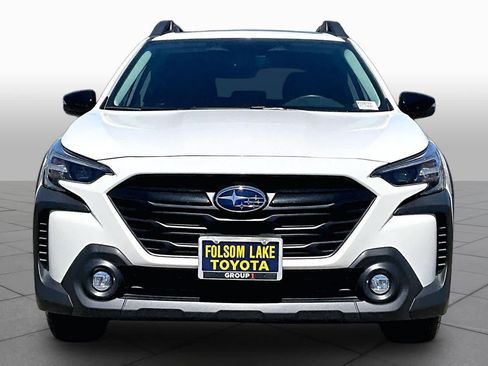 Used 2024 Subaru Outback Onyx Edition AWD/4WD image 3