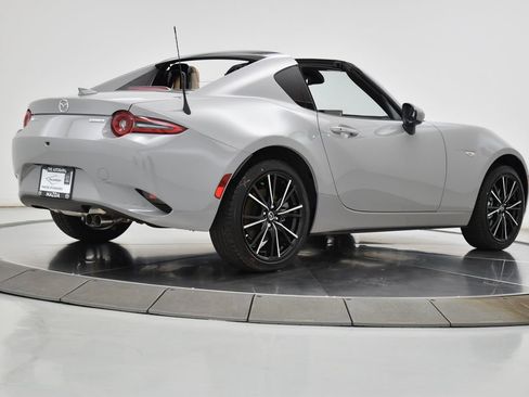 New 2026 MAZDA MX-5 Miata RF Grand Touring w/ Weather Package RWD image 21