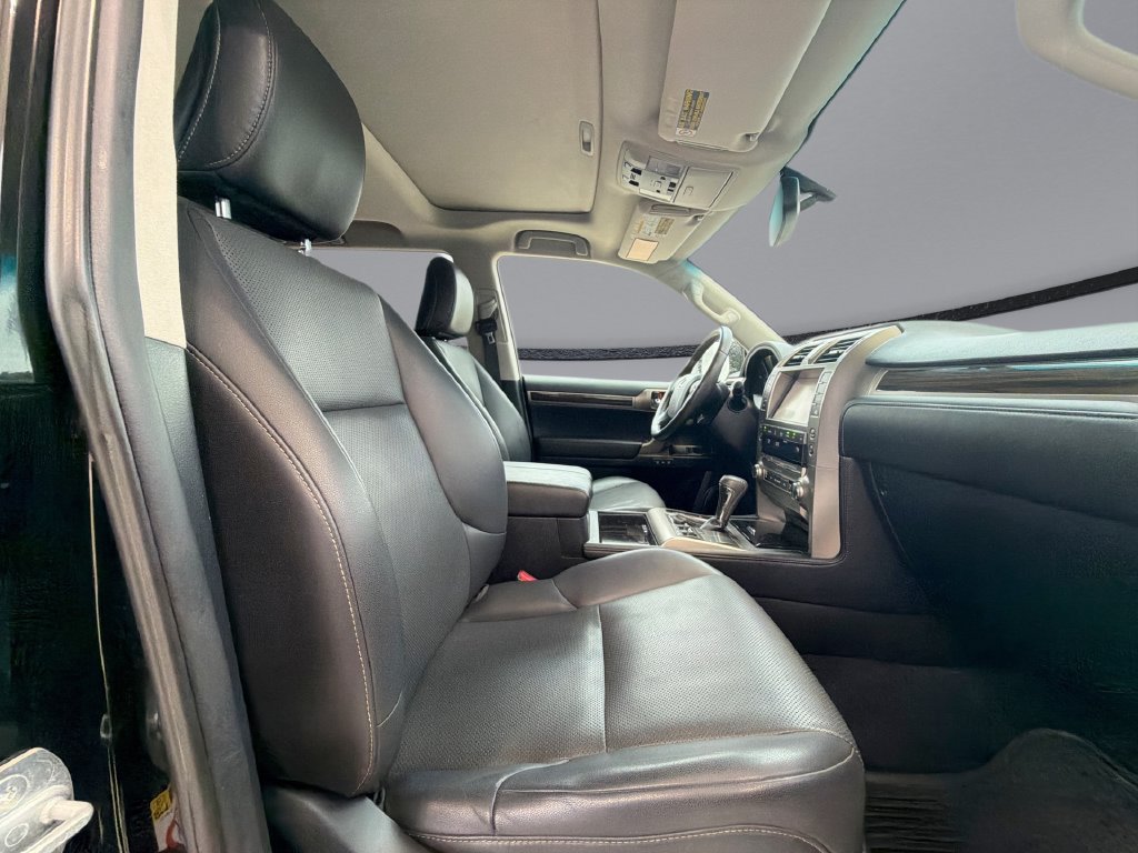 Used 2015 Lexus GX 460 w/ Navigation Package AWD/4WD image 16