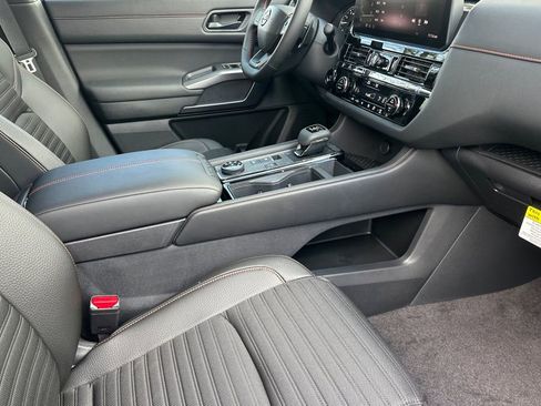 New 2026 Nissan Pathfinder Rock Creek AWD/4WD image 17