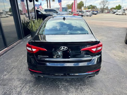 Used 2015 Hyundai Sonata Sport w/ Option Group 04 FWD image 11