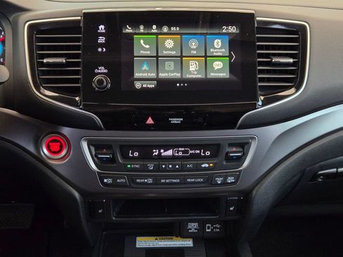 Used 2021 Honda Pilot Special Edition image 17
