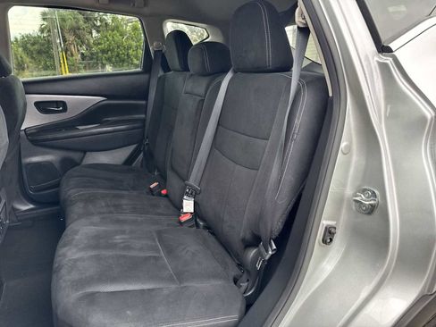 Used 2023 Nissan Murano S image 17