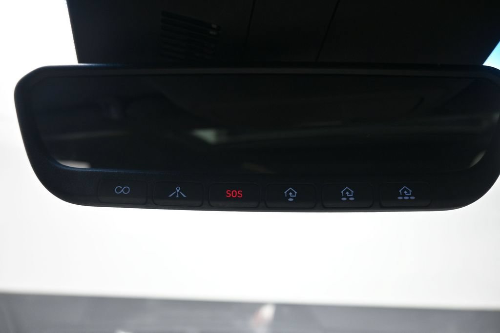 Used 2023 Genesis G70 3.3T w/ Sport Prestige Package RWD image 32