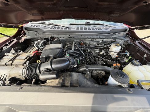 Used 2023 Ford F250 Lariat w/ Sport Appearance Package AWD/4WD image 12