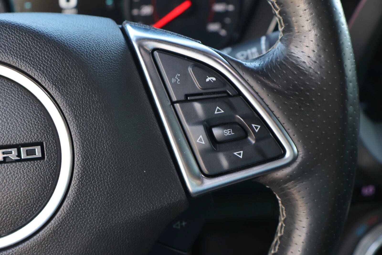 Used 2018 Chevrolet Camaro LT RWD image 26