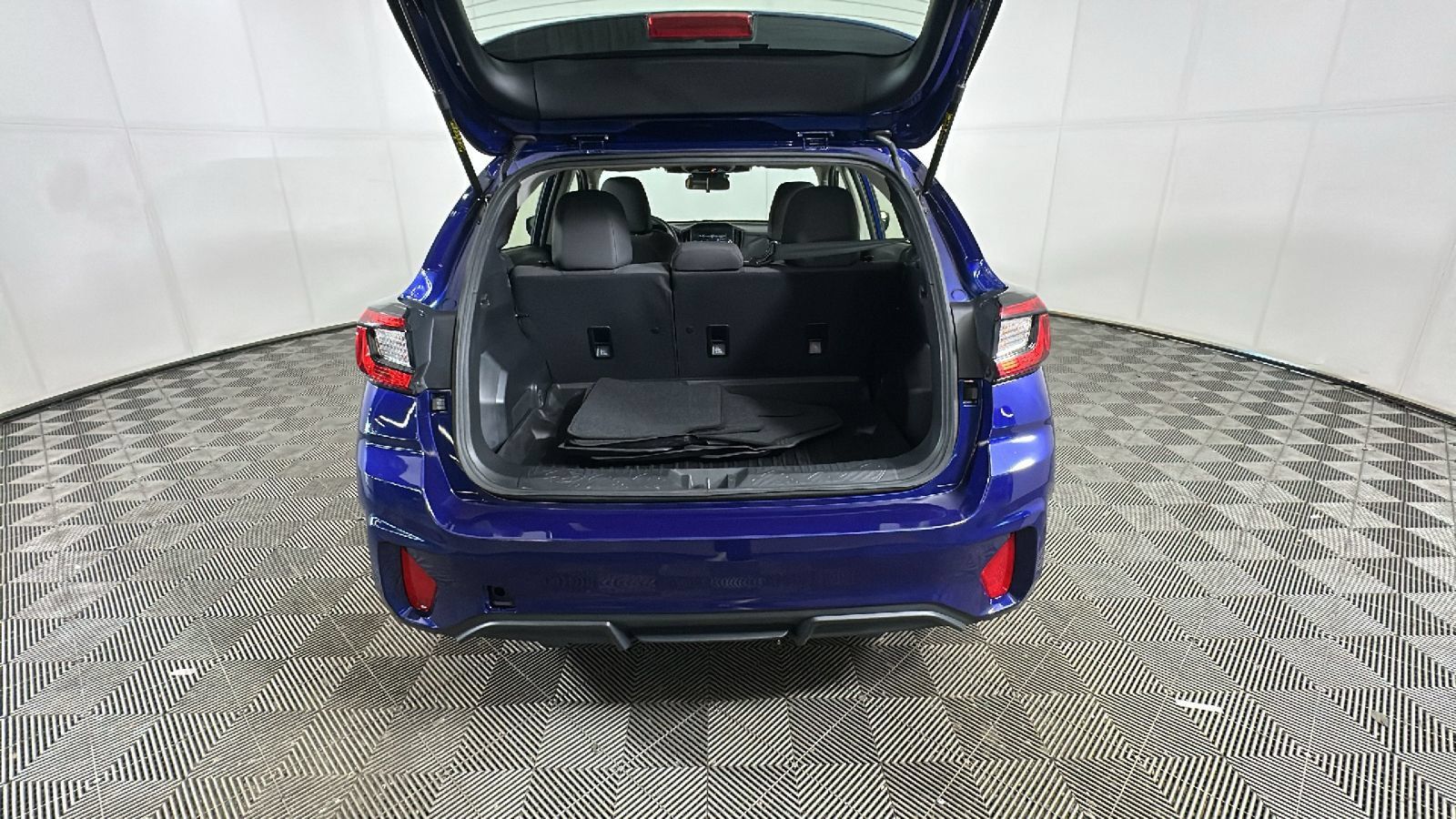 Used 2025 Subaru Impreza 2.0i AWD/4WD image 31