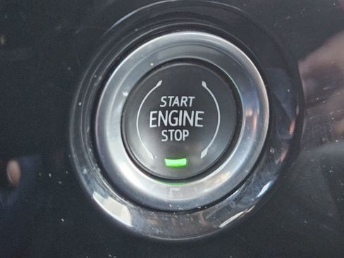 Used 2024 GMC Sierra 1500 SLT image 23