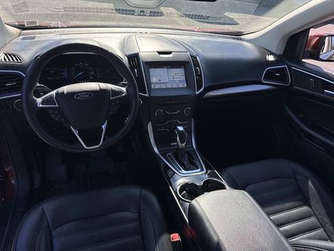 Used 2016 Ford Edge SEL w/ Equipment Group 201A AWD/4WD image 29