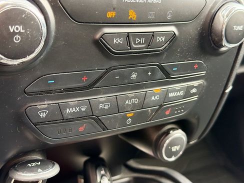 Used 2019 Ford Ranger Lariat w/ Equipment Group 501A Mid AWD/4WD image 16