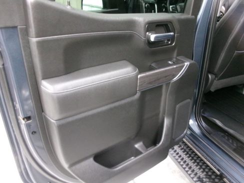 Used 2019 Chevrolet Silverado 1500 LTZ w/ LTZ Premium Package image 28