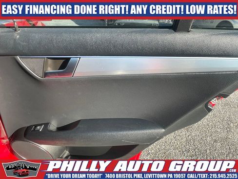 Used 2013 Mercedes-Benz C 250 Sedan image 20