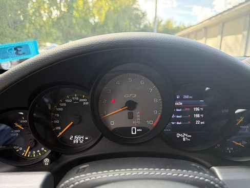 Used 2015 Porsche 911 GT3 RWD image 16